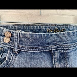 The Flirt Jeans trousers offset double button front. 16 Short  ON